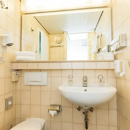 Terminal Hotel Kolonia